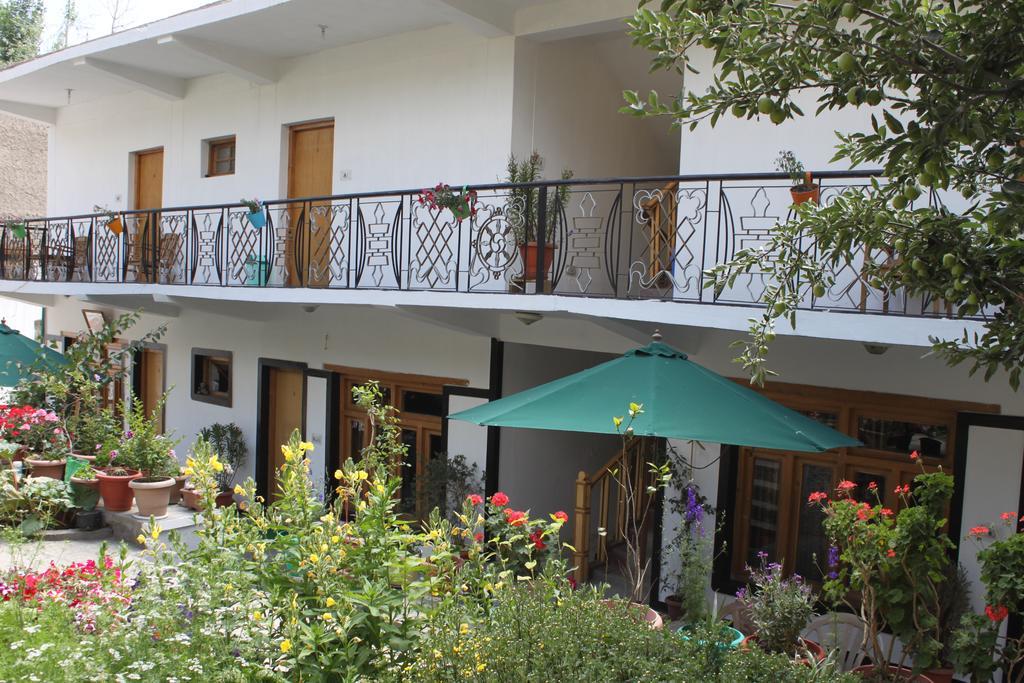 Travellers House Hotel Leh Zewnętrze zdjęcie