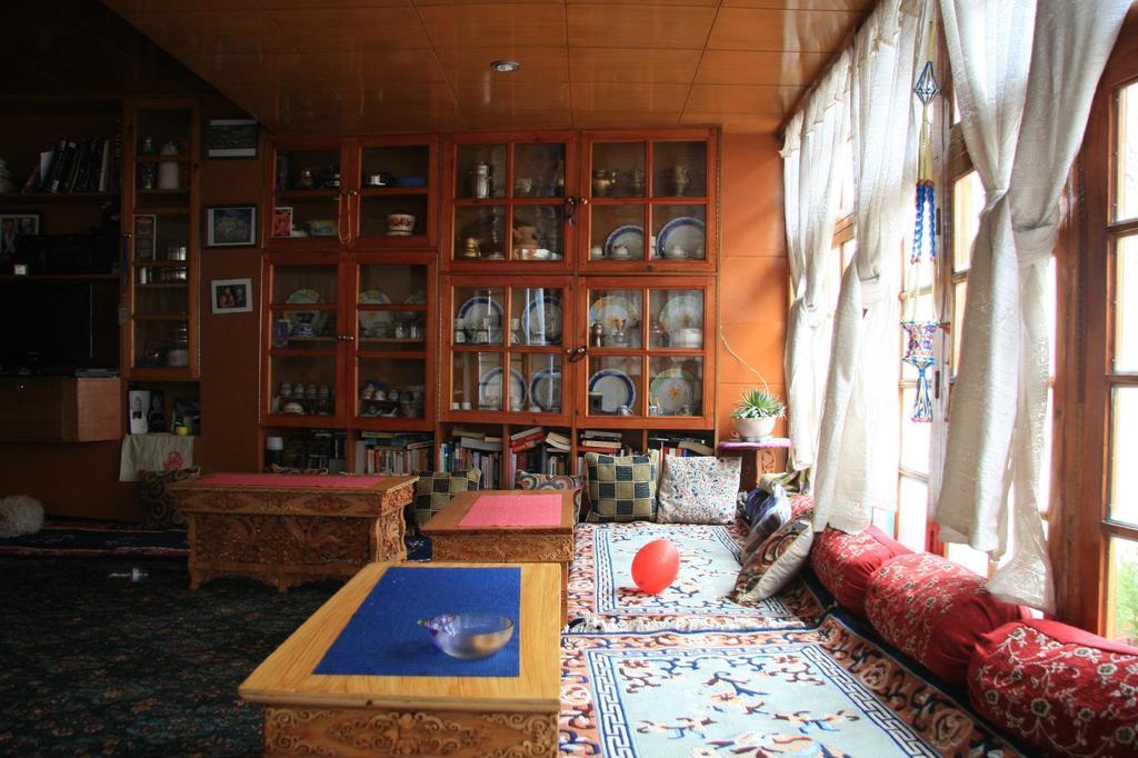 Travellers House Hotel Leh Zewnętrze zdjęcie